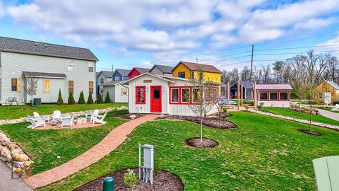 Tiny photo for 100 Great Loop Drive #40, Ottawa, IL 61350 (MLS # 12455318)