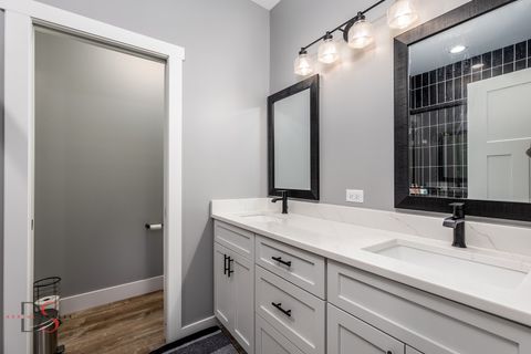 Tiny photo for 100 Great Loop Drive #40, Ottawa, IL 61350 (MLS # 12455318)