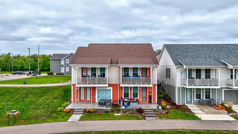 Tiny photo for 100 Great Loop Drive #40, Ottawa, IL 61350 (MLS # 12455318)