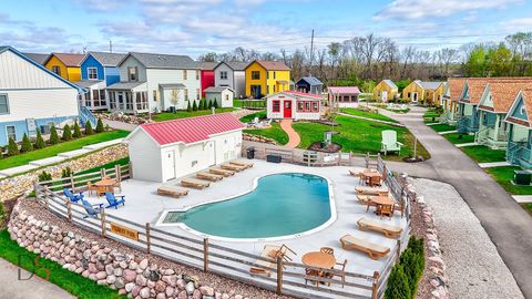 Tiny photo for 100 Great Loop Drive #40, Ottawa, IL 61350 (MLS # 12455318)