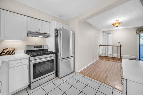 Tiny photo for 20 Echo Court #3, Vernon Hills, IL 60061 (MLS # 12504176)