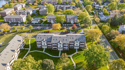 Tiny photo for 20 Echo Court #3, Vernon Hills, IL 60061 (MLS # 12504176)