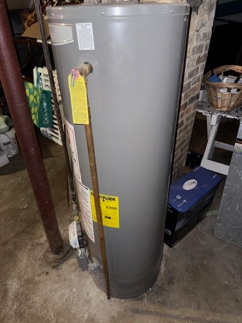 Tiny photo for 574 S Lasalle Street, Aurora, IL 60505 (MLS # 12480581)