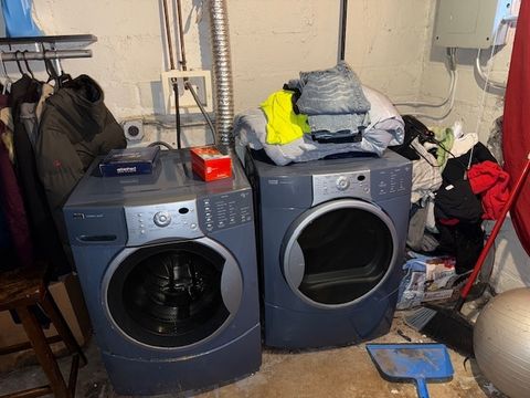 Tiny photo for 574 S Lasalle Street, Aurora, IL 60505 (MLS # 12480581)