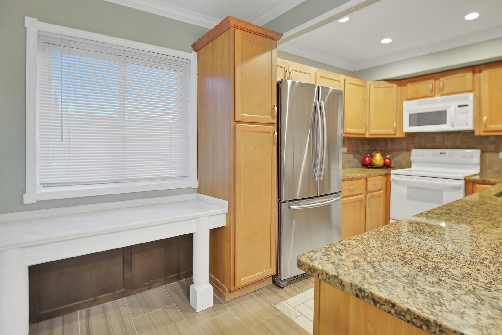 1783 W Algonquin Road 3A