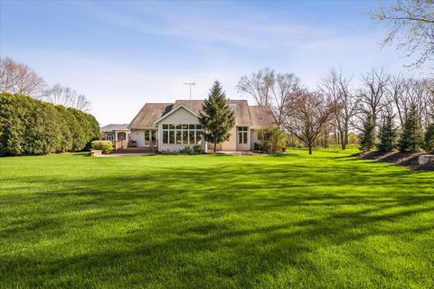 Tiny photo for 177 Titleist Trail, Poplar Grove, IL 61065 (MLS # 12623137)
