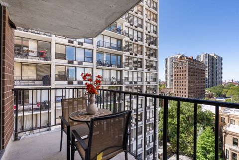 Tiny photo for 1410 N State Parkway #10B, Chicago, IL 60610 (MLS # 12531659)