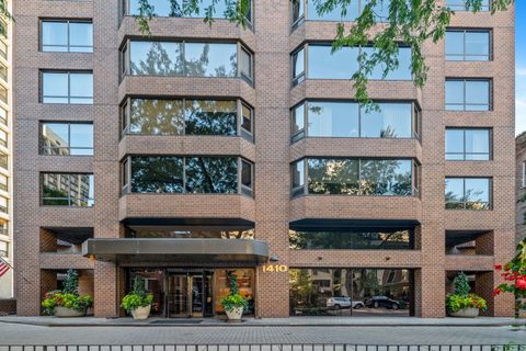 Tiny photo for 1410 N State Parkway #10B, Chicago, IL 60610 (MLS # 12531659)