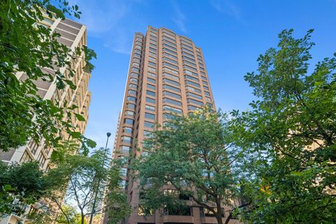 Photo of 1410 N State Parkway #10B, Chicago, IL 60610 (MLS # 12531659)