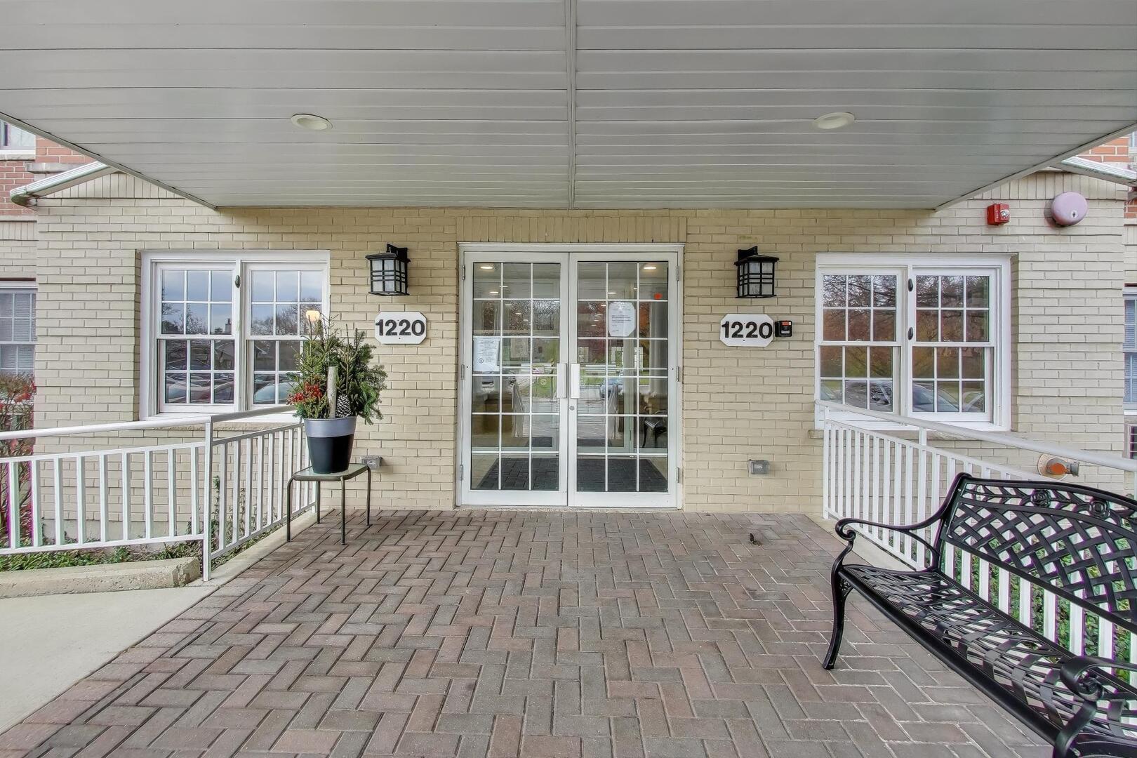 1220 Depot Street 109