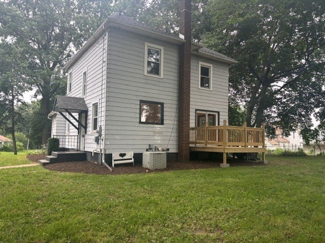 111 Douglas Street