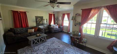 Tiny photo for 819 Park Place, Clinton, IA 52732 (MLS # 12702845)