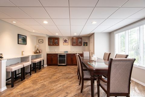 Tiny photo for 20408 Fallingwater Circle, Frankfort, IL 60423 (MLS # 12460617)