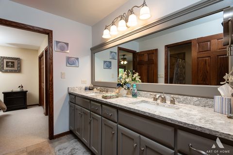 Tiny photo for 20408 Fallingwater Circle, Frankfort, IL 60423 (MLS # 12460617)