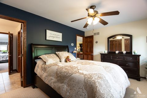 Tiny photo for 20408 Fallingwater Circle, Frankfort, IL 60423 (MLS # 12460617)