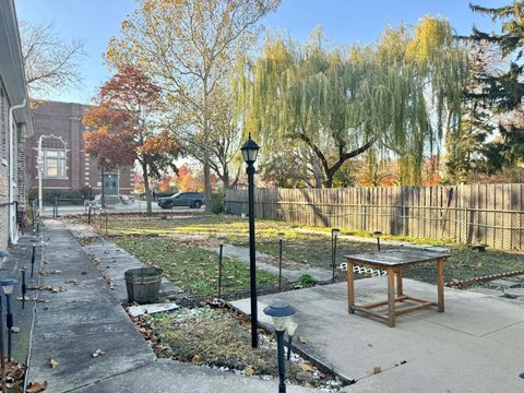Tiny photo for 5437 N Linder Avenue, Chicago, IL 60630 (MLS # 12519080)