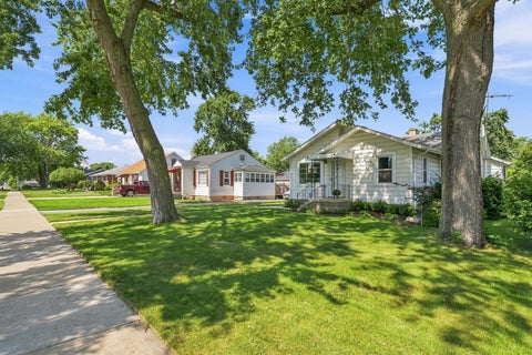 Tiny photo for 626 E Division Street, Lockport, IL 60441 (MLS # 12653232)