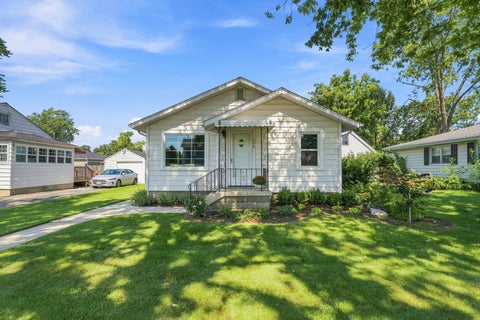 Photo of 626 E Division Street, Lockport, IL 60441 (MLS # 12653232)