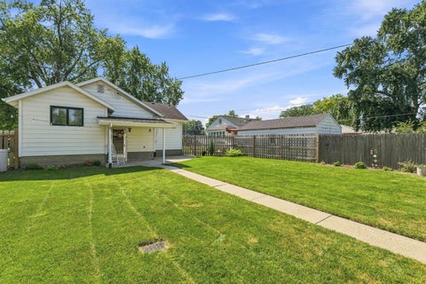 Tiny photo for 626 E Division Street, Lockport, IL 60441 (MLS # 12653232)
