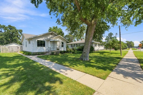 Tiny photo for 626 E Division Street, Lockport, IL 60441 (MLS # 12653232)