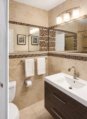 Tiny photo for 107 Autumn Court #107, Buffalo Grove, IL 60089 (MLS # 12730750)