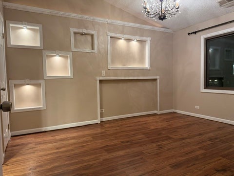 Tiny photo for 107 Autumn Court #107, Buffalo Grove, IL 60089 (MLS # 12730750)