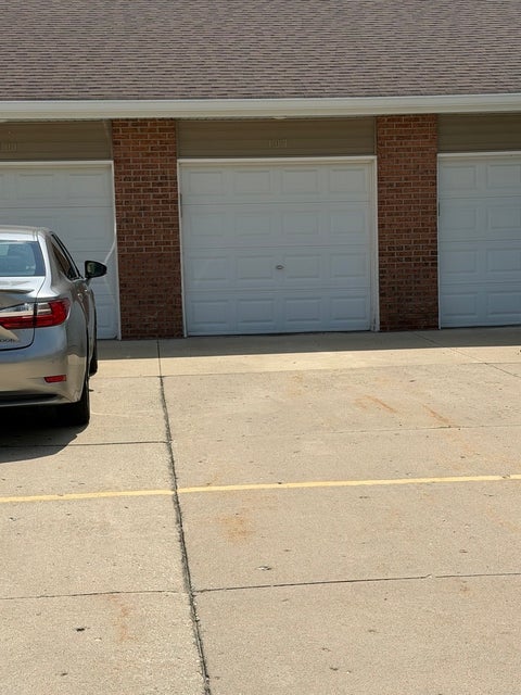Tiny photo for 107 Autumn Court #107, Buffalo Grove, IL 60089 (MLS # 12730750)