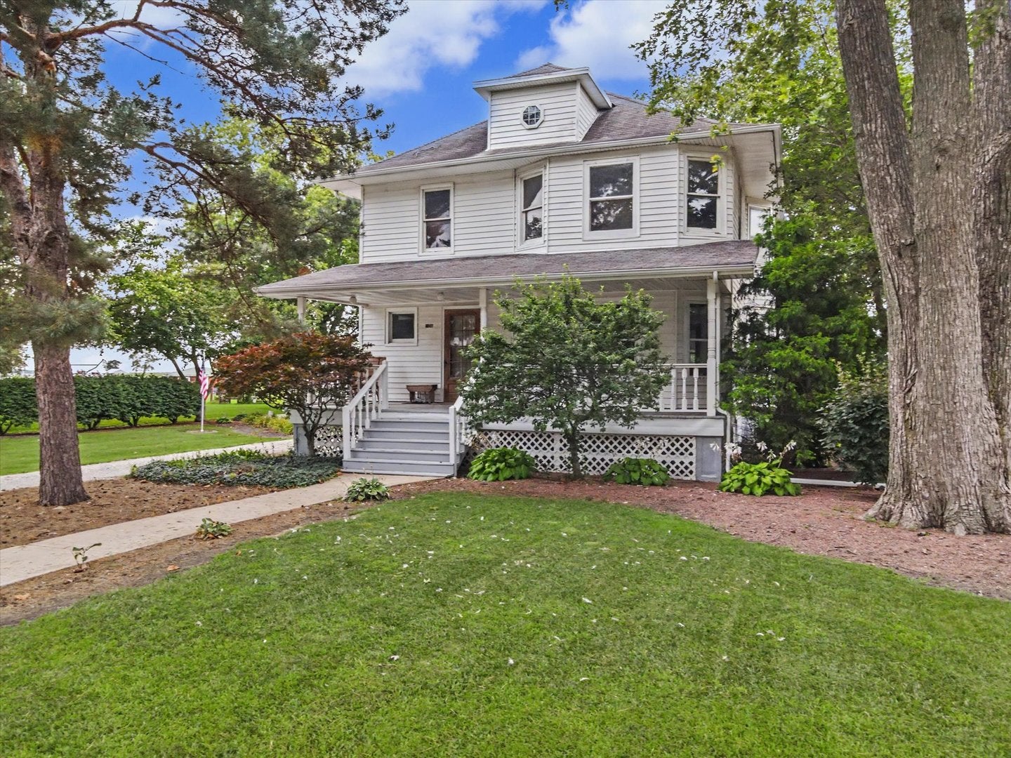 106 S Pine Street