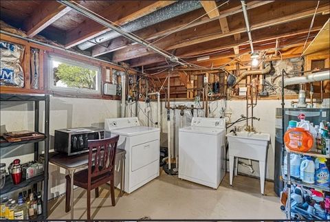 Tiny photo for 2522 N Brighton Place, Arlington Heights, IL 60004 (MLS # 12548373)