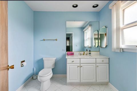 Tiny photo for 2522 N Brighton Place, Arlington Heights, IL 60004 (MLS # 12548373)