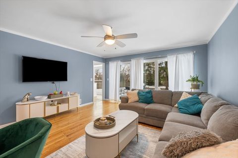 Tiny photo for 50 Red Oak Lane, Highland Park, IL 60035 (MLS # 12041110)