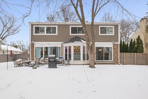 Tiny photo for 50 Red Oak Lane, Highland Park, IL 60035 (MLS # 12041110)