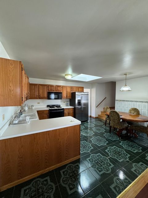 Tiny photo for 7110 W 82nd Place, Burbank, IL 60459 (MLS # 12486291)