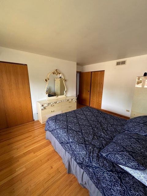 Tiny photo for 7110 W 82nd Place, Burbank, IL 60459 (MLS # 12486291)