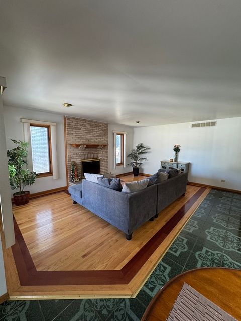Tiny photo for 7110 W 82nd Place, Burbank, IL 60459 (MLS # 12486291)