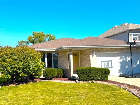 Photo of 7110 W 82nd Place, Burbank, IL 60459 (MLS # 12486291)