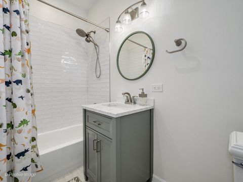 Tiny photo for 920 W Windsor Avenue #2E, Chicago, IL 60640 (MLS # 12562506)