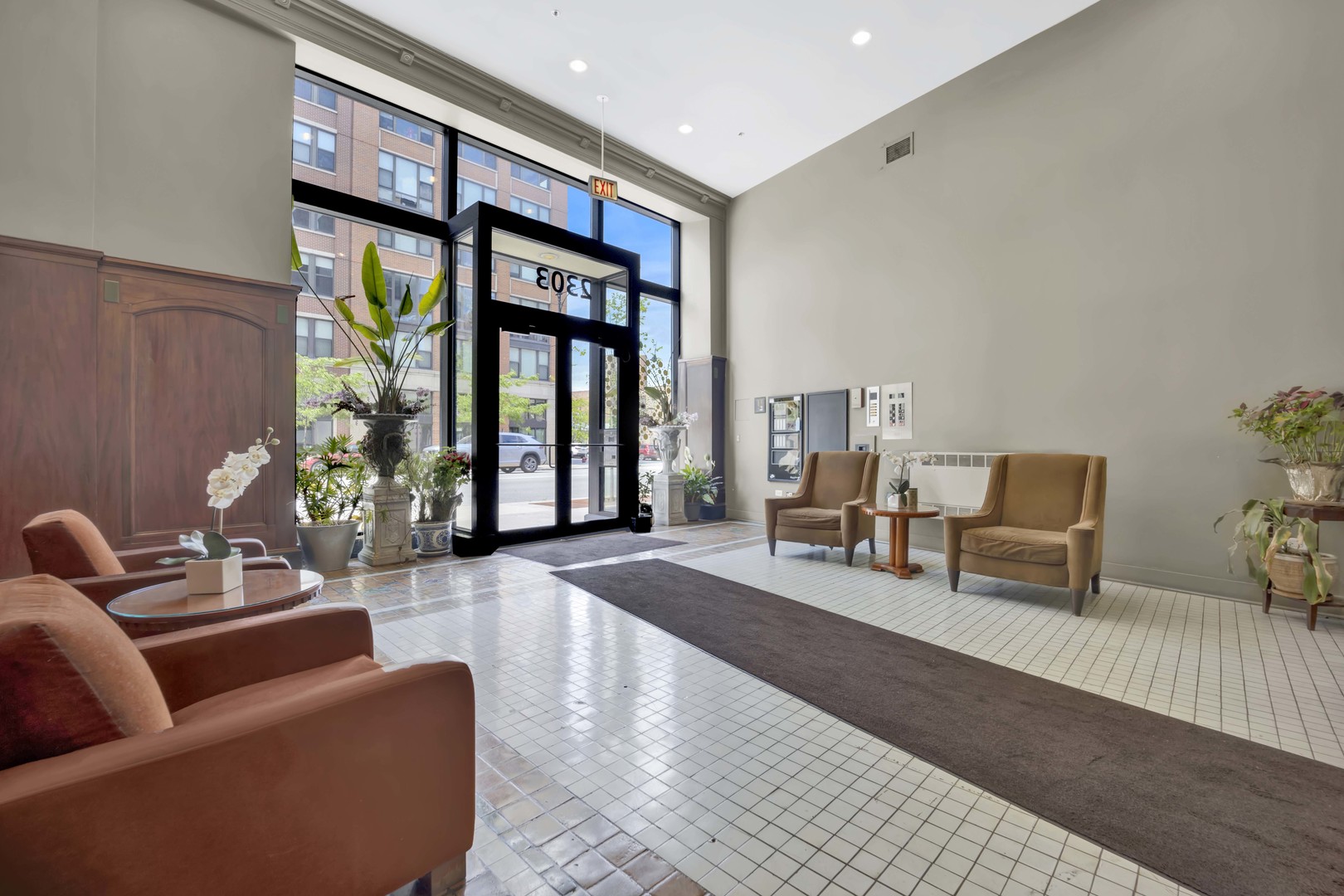 2303 S MICHIGAN Avenue 507