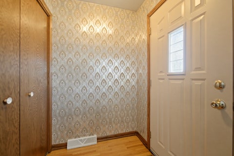 Tiny photo for 11607 S Avenue J, Chicago, IL 60617 (MLS # 12733910)
