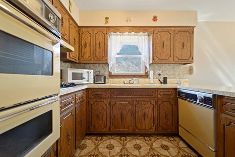 Tiny photo for 11607 S Avenue J, Chicago, IL 60617 (MLS # 12733910)