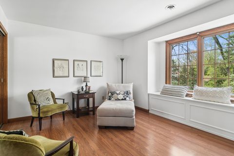 Tiny photo for 803 Waltz Court, Prospect Heights, IL 60070 (MLS # 12624577)