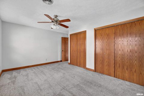 Tiny photo for 1033 W 58TH Street, Davenport, IA 52806 (MLS # QC4269357)