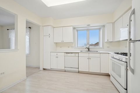 Tiny photo for 7450 Lincoln Avenue #609, Skokie, IL 60077 (MLS # 12521797)