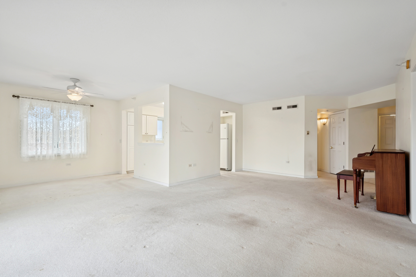 7450 Lincoln Avenue 609