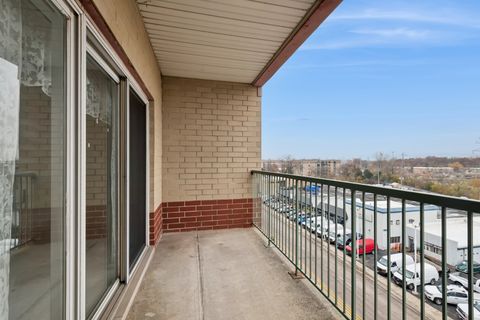 Tiny photo for 7450 Lincoln Avenue #609, Skokie, IL 60077 (MLS # 12521797)