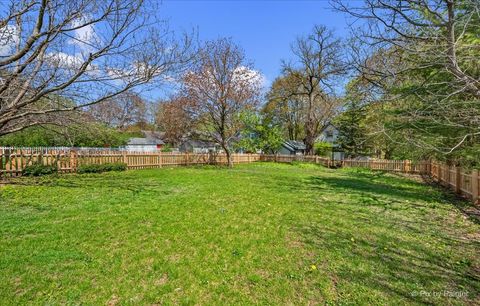 Tiny photo for 434 S 3rd Street, West Dundee, IL 60118 (MLS # 12631177)