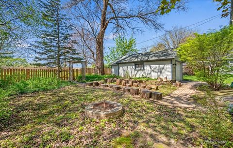 Tiny photo for 434 S 3rd Street, West Dundee, IL 60118 (MLS # 12631177)