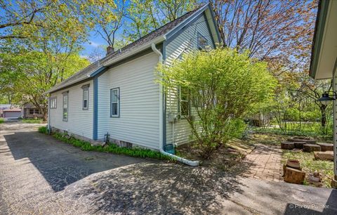 Tiny photo for 434 S 3rd Street, West Dundee, IL 60118 (MLS # 12631177)