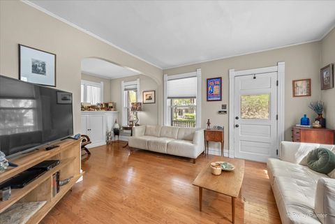 Tiny photo for 434 S 3rd Street, West Dundee, IL 60118 (MLS # 12631177)