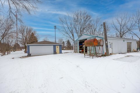 Tiny photo for 25575 N Fairfield Road, Hawthorn Woods, IL 60047 (MLS # 12564746)